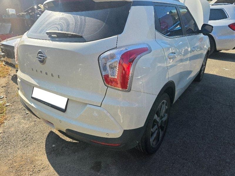 2016 KGM Tivoli Gasoline 2WD 1.6 VX (067696) pre-producted 2