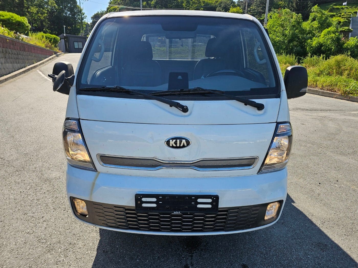 2021 Kia Bongo 3 (EV) 1.0-ton King Cab 2WD (S/N: 015527) 2
