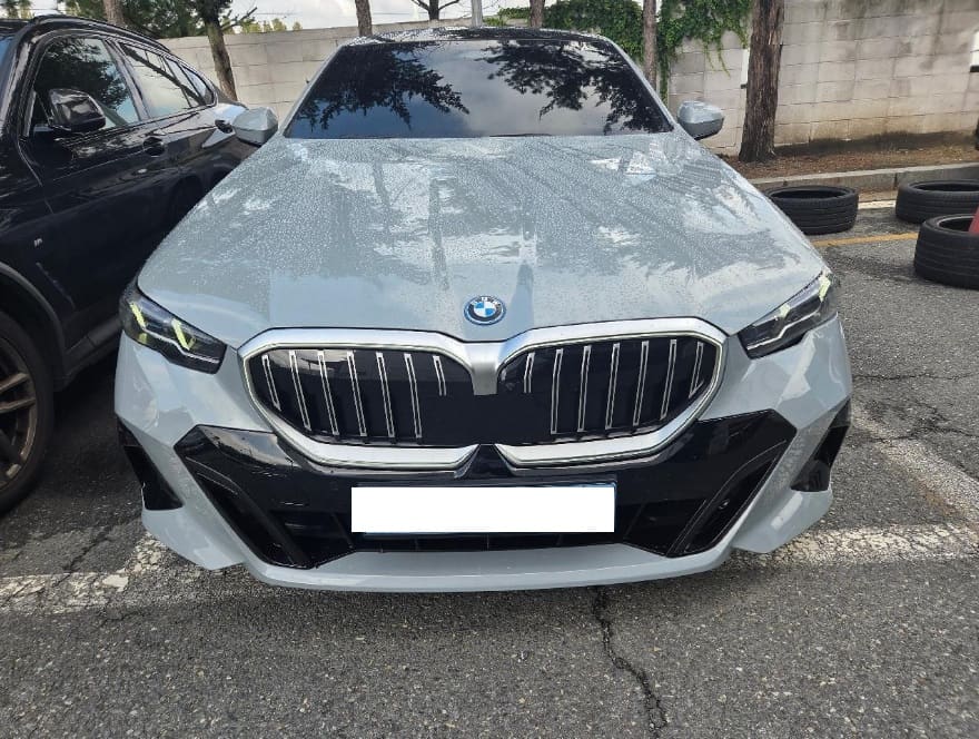 2026 BMW i5 eDrive 40 (S/N: X36067) [RB Auction]