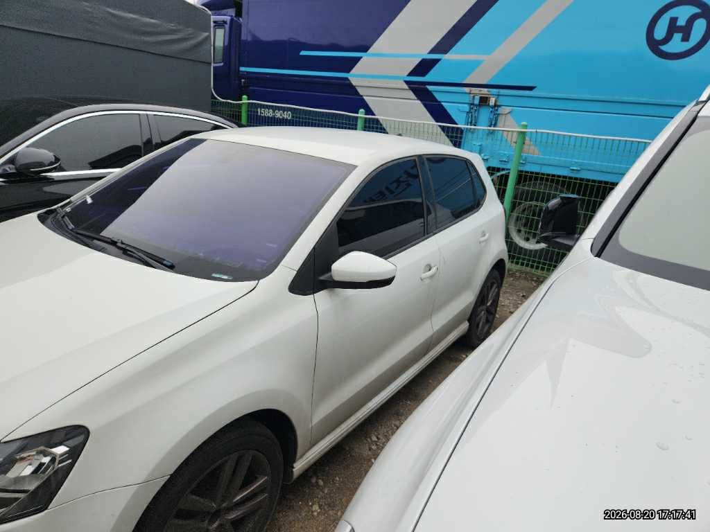 2015 Volkswagen Polo 1.4 TDI (193626) pre-producted 8