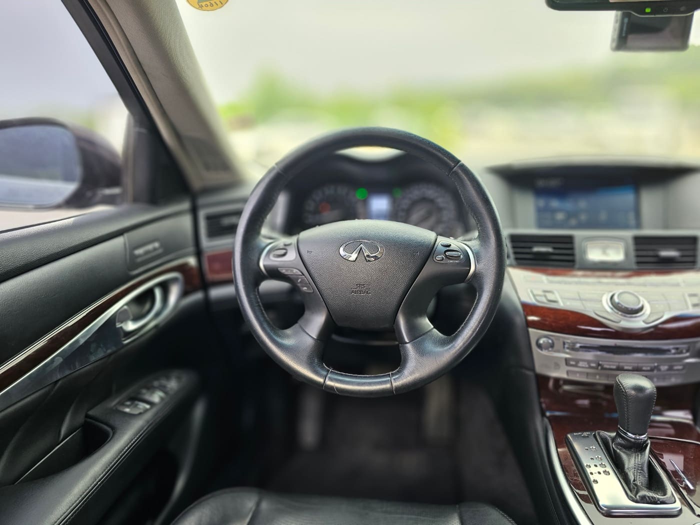 2016 Infiniti Q70 3.7 (S/N: 580157) 33