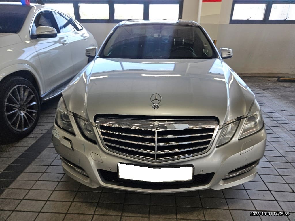 2011 Benz E-Class W212 E350 (388049) pre-producted 2