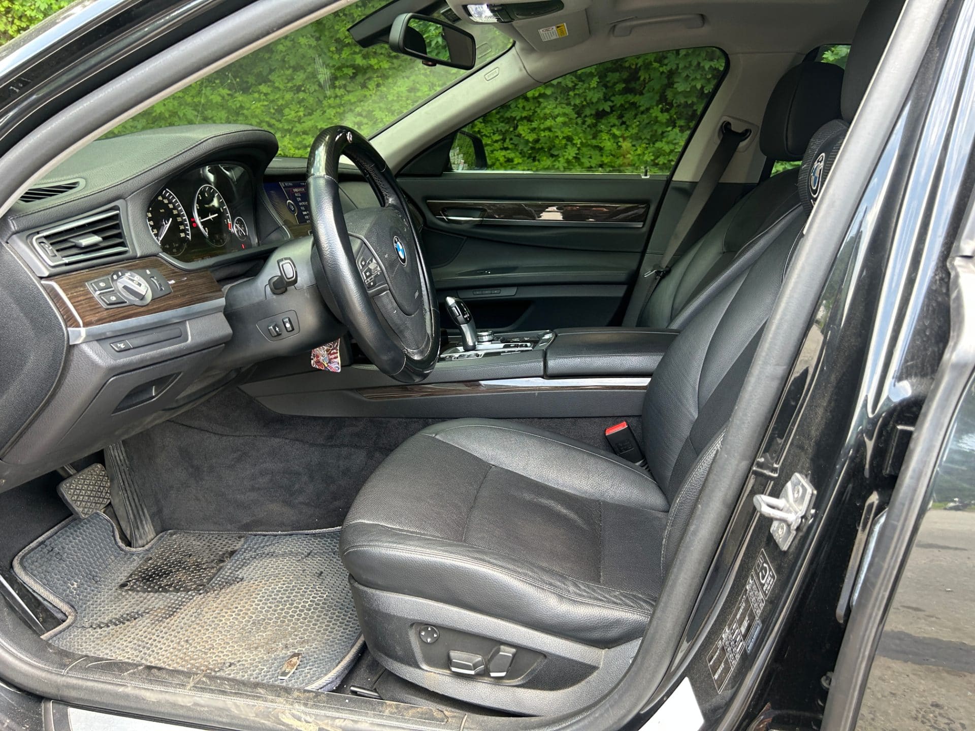 2010 BMW 7 Series (F01) 740 i (S/N: 367883) 42