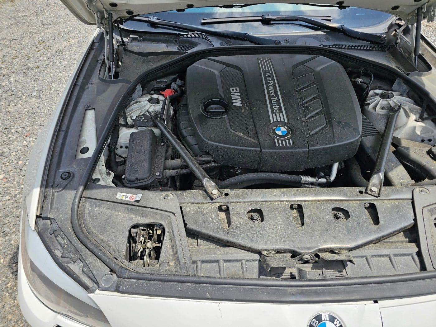 2013 BMW  5 Series (F10) 520d (S/N: Y57947) 21