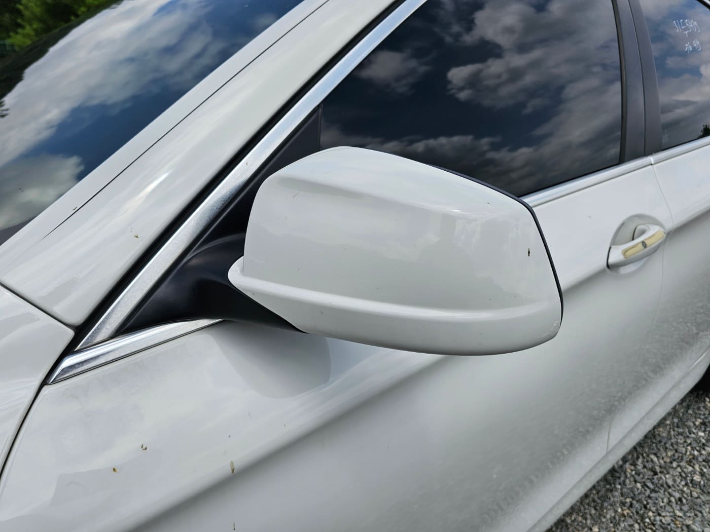 2013 BMW  5 Series (F10) 520d (S/N: Y57947) 9