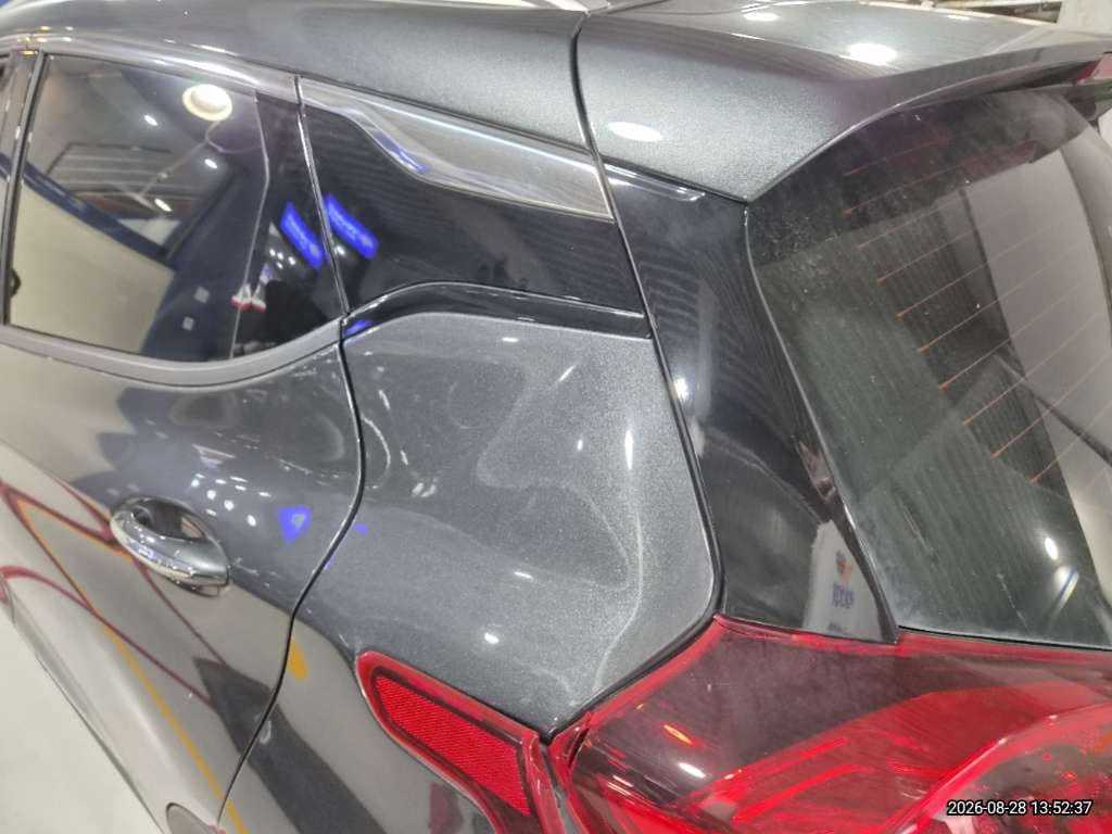 2018 Chevrolet Bolt EV (125320) pre-producted 3