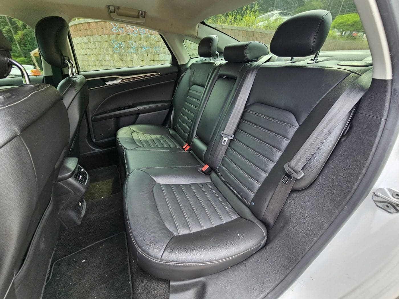 2015 Ford Fusion 2.0 SE (S/N: 155858) 31