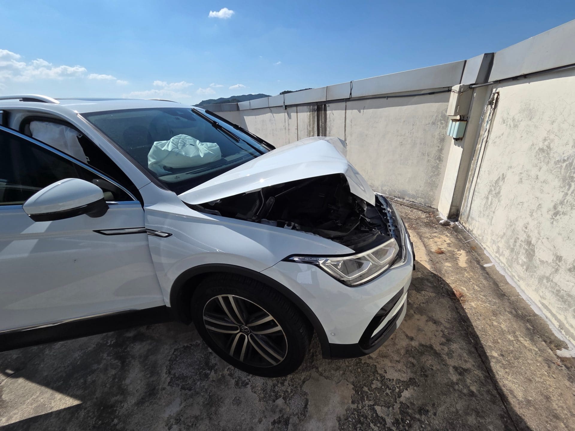 2022 Volkswagen Tiguan (2nd Gen) 2.0 TDI (063725) pre-producted 4