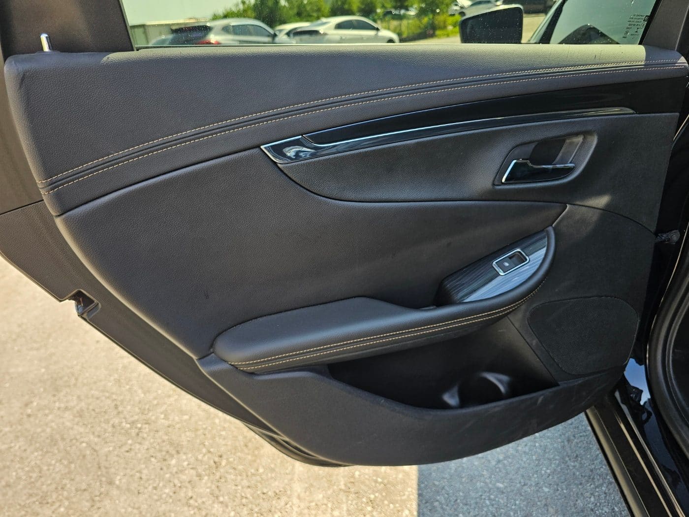 2017 Chevrolet Impala 2.5 LTZ (S/N: 184210) 24