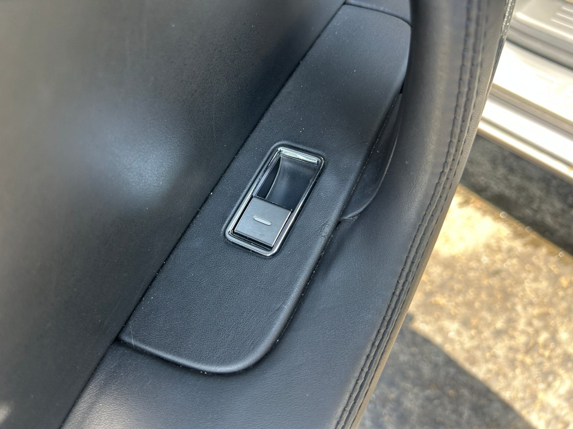 2007 Bentley Continental Flying Spur (S/N: 049897) 27