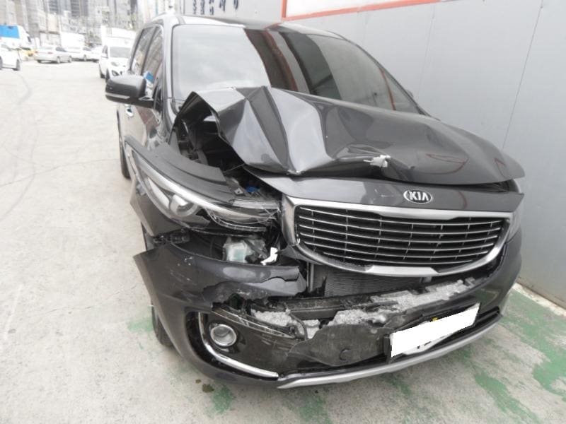 2016 Kia All New Carnival Diesel Limousine (092376) pre-producted