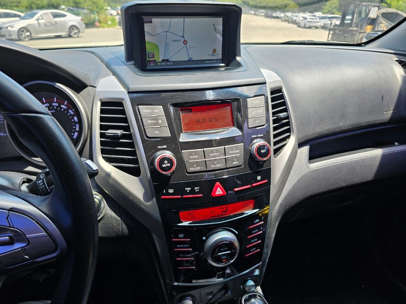 2016 KGM Tivoli Gasoline 2WD 1.6 (S/N: 036953) 36