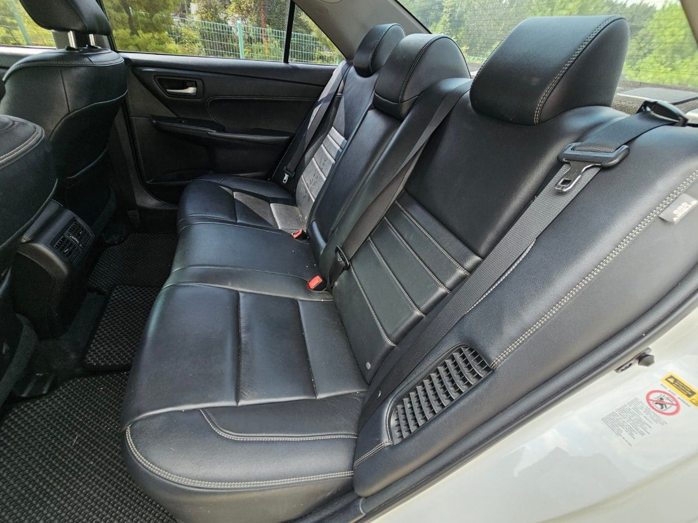 2016 Toyota New Camry Hybrid XLE (S/N: 186463) 31