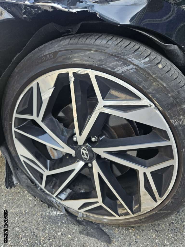 2023 Hyundai  IONIQ 6 Long Range (039414) pre-producted 13