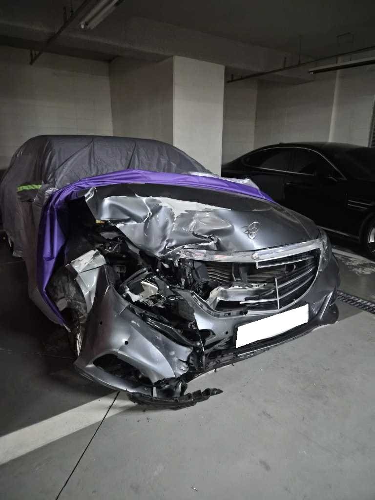 2016 Benz E-Class W212 E300 (315341) pre-producted 2