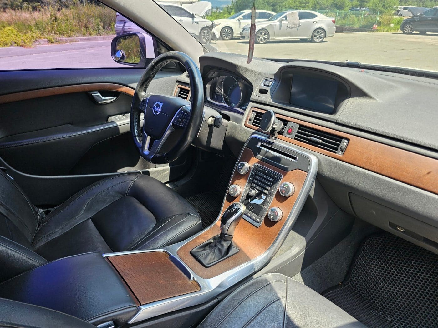 2015 Volvo S80 D2 (S/N: 186276) 51