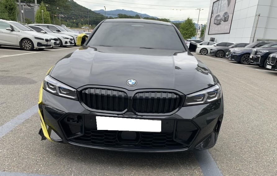 2025 BMW 3 Series (G20) 320i (S/N: T69402) [RB Auction]
