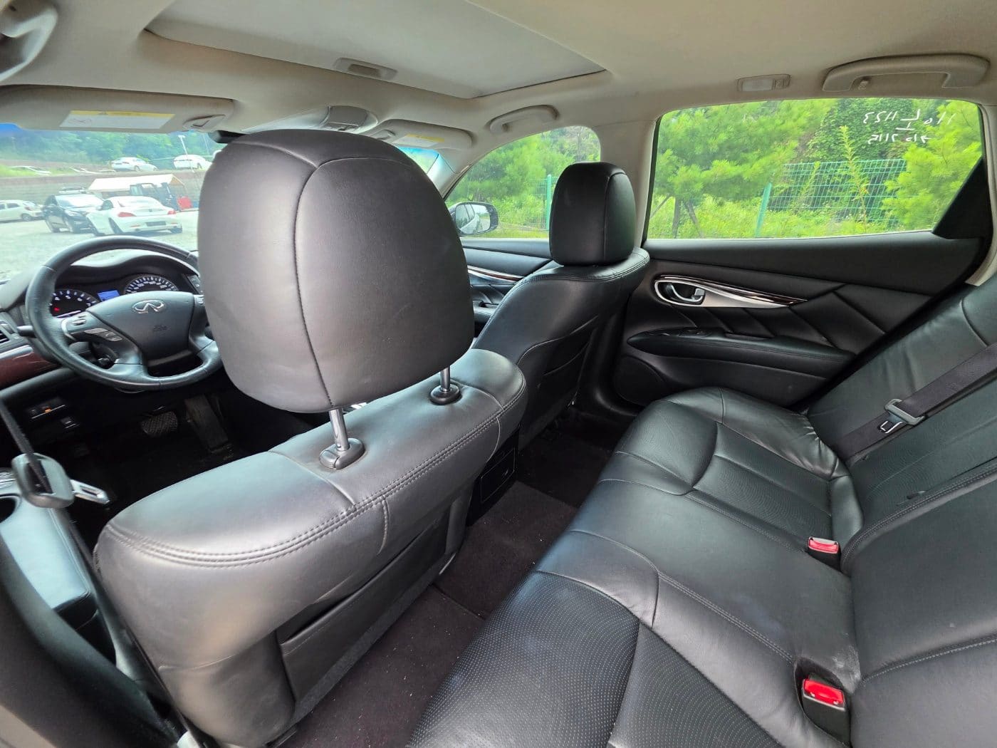 2016 Infiniti  Q70 3.7 (S/N: 580214) 28