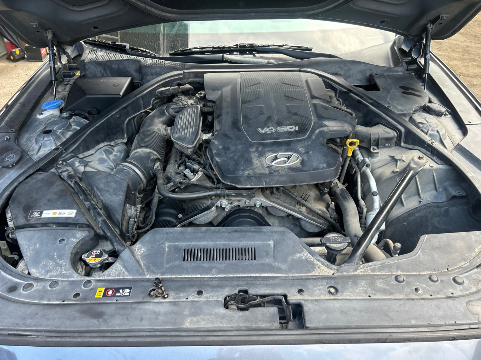 2016 Genesis DH G330 (S/N: 089639) 12