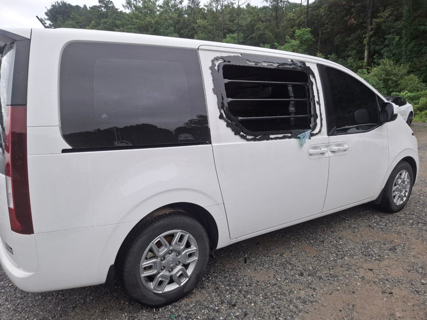2024 Hyundai Staria LPG Cargo (160464) pre-producted 6
