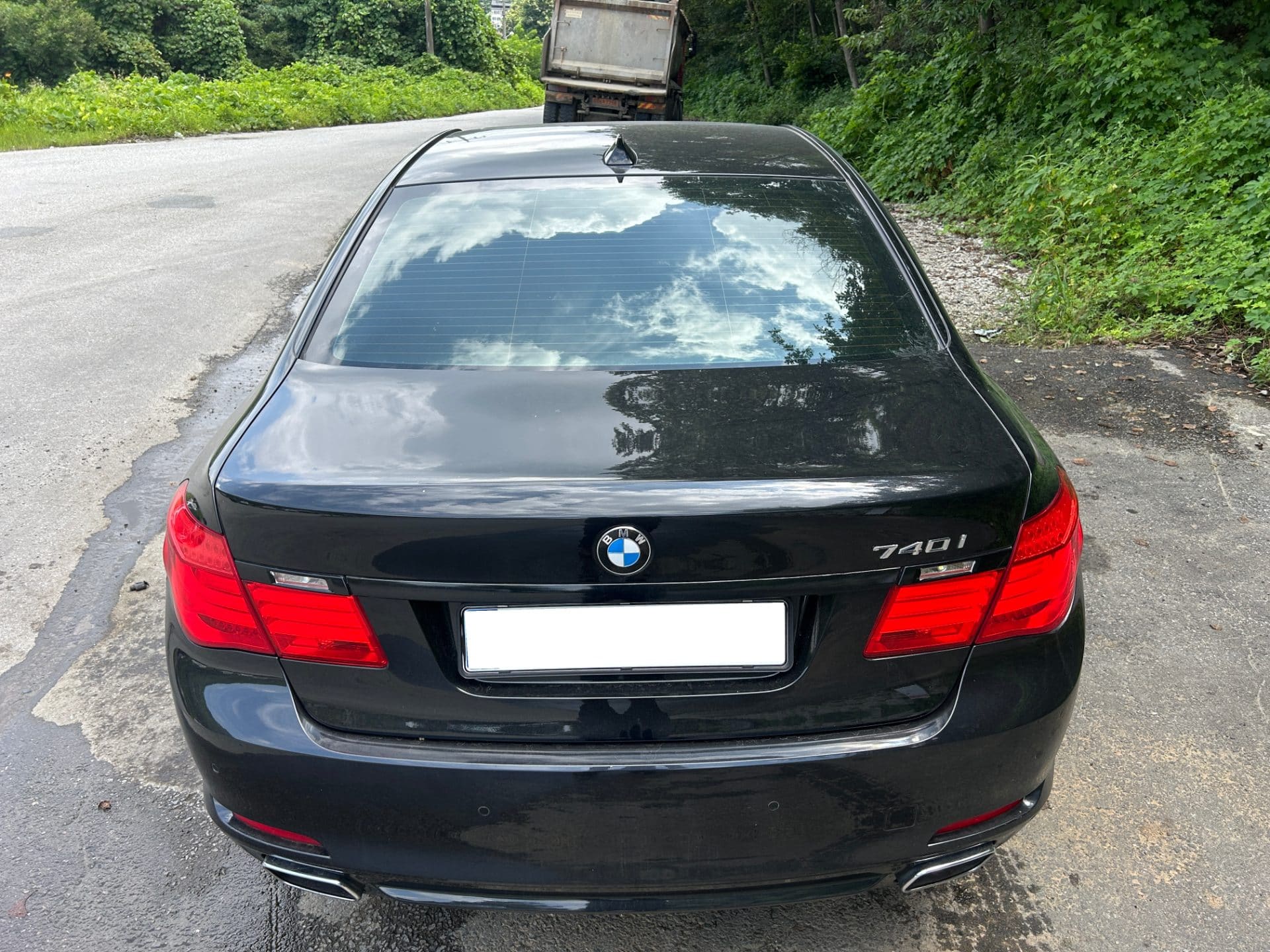 2010 BMW 7 Series (F01) 740 i (S/N: 367883) 5
