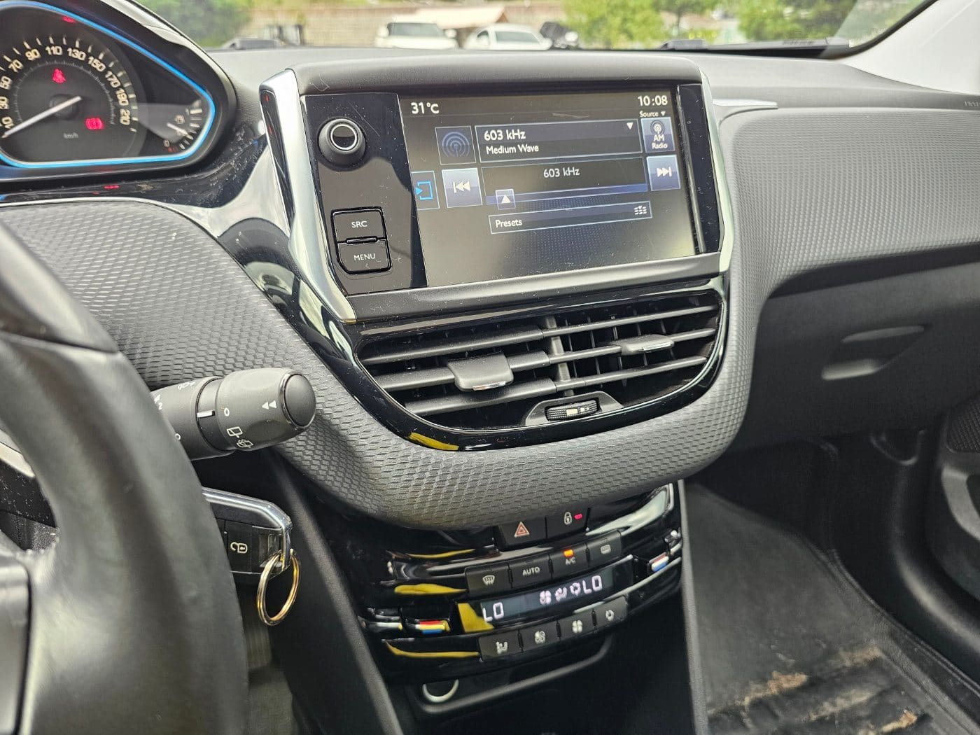 2015 Peugeot  2008 1.6 (S/N: 002491) 41