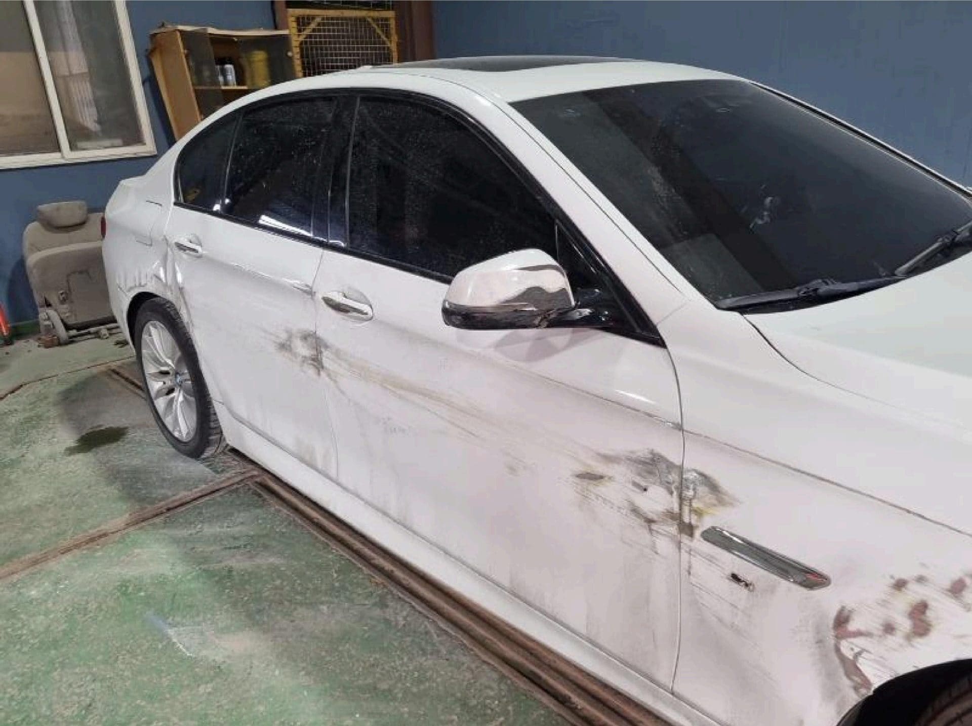 2016 BMW 5 Series (F10) 528i xDrive  (297351) pre-producted 4
