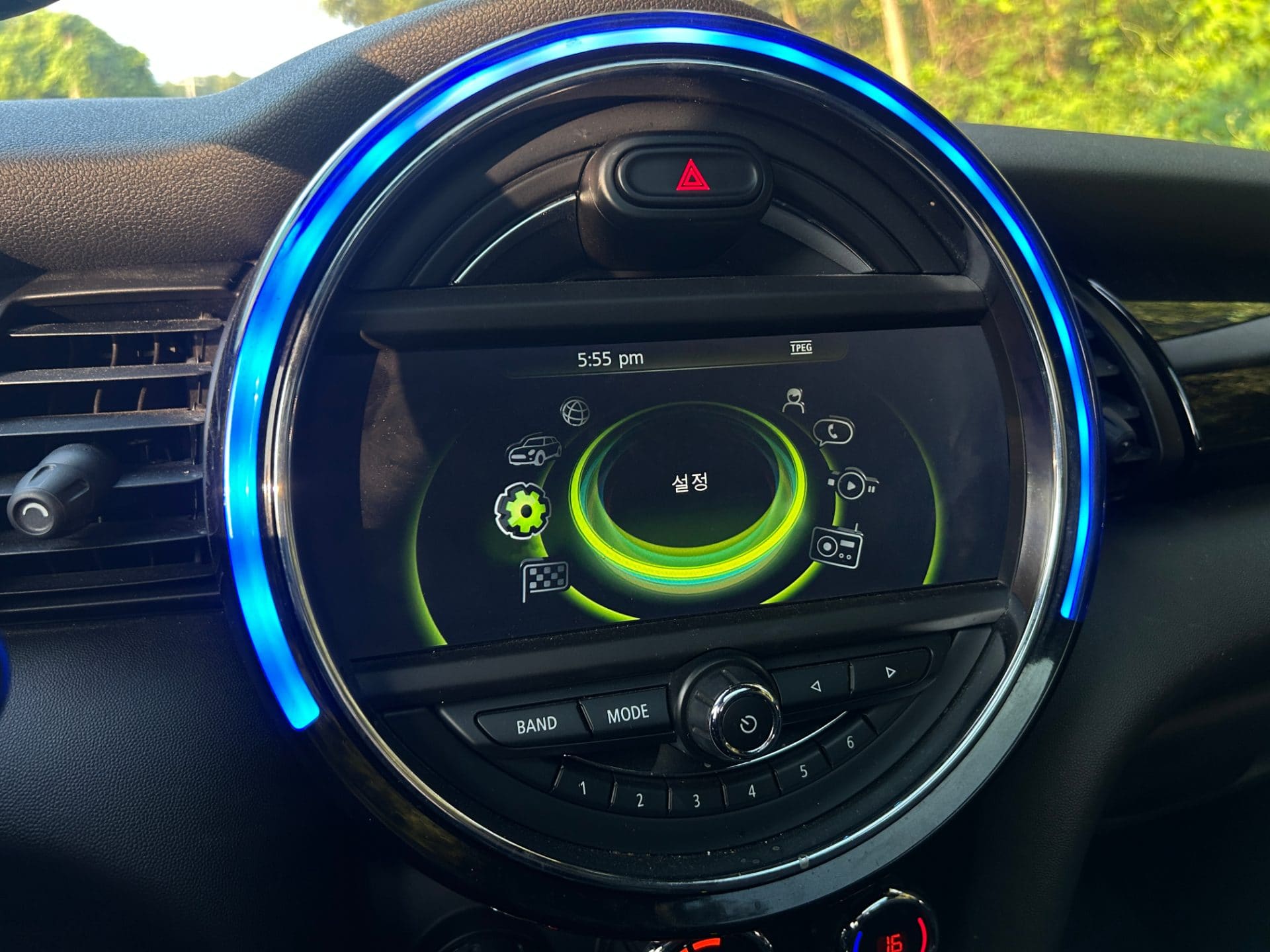 2015 Mini Cooper 5-door (S/N: B05592) 47