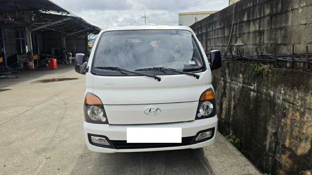 2015 Hyundai Porter 2 1.0-ton Double Cab (CRDi) (122368) pre-producted