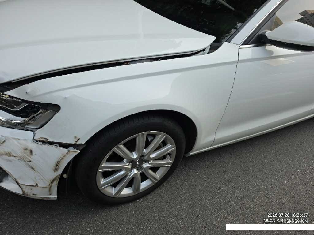 2014 Audi New A6 3.0 TFSI Quattro (089212) pre-producted 6