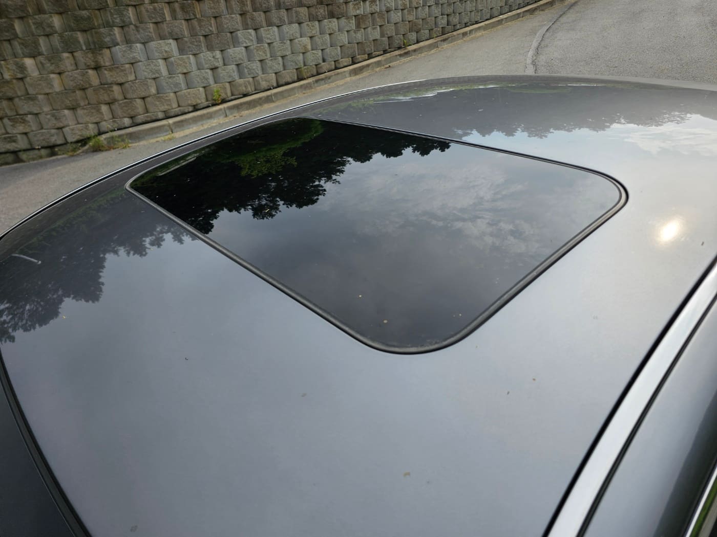 2016 Infiniti Q70 3.7 (S/N: 580157) 20