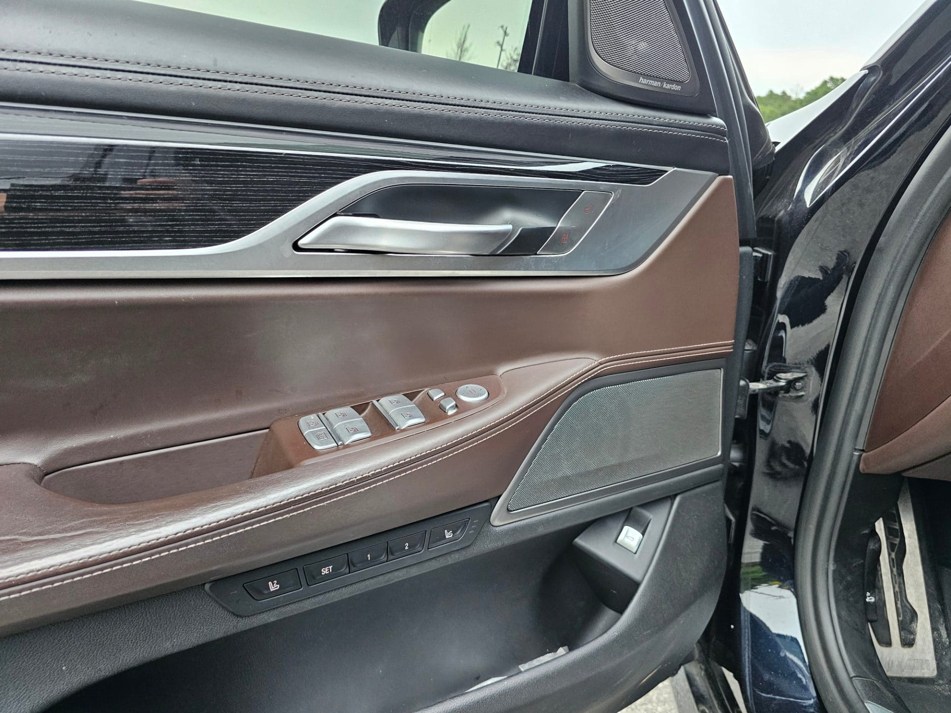 2018 BMW 7 Series (G11) 740d xDrive M Sport (S/N: 074042) 43