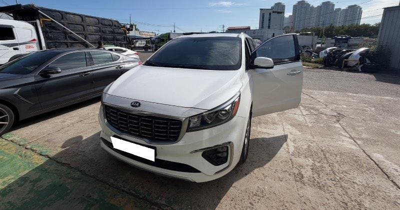 2019 Kia The New Carnival Diesel (603935) pre-producted 1