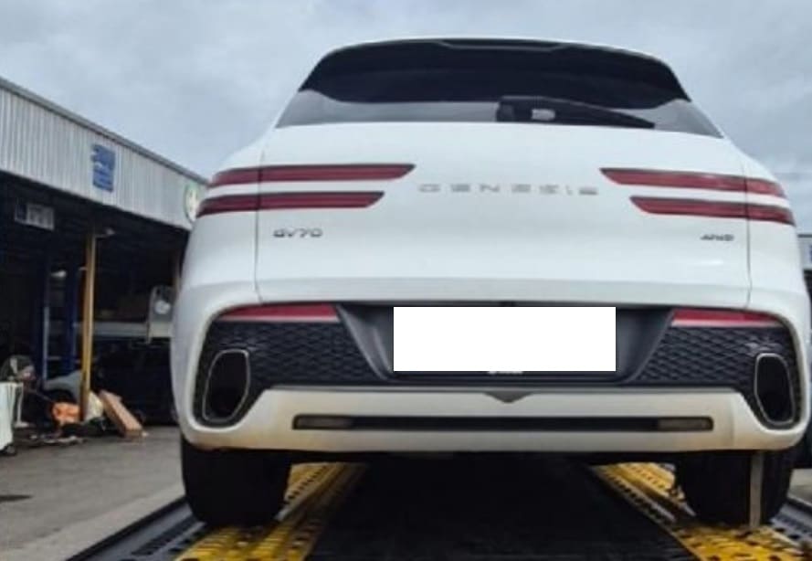 2021 Genesis  GV70 (S/N: 013978) [RB Auction]