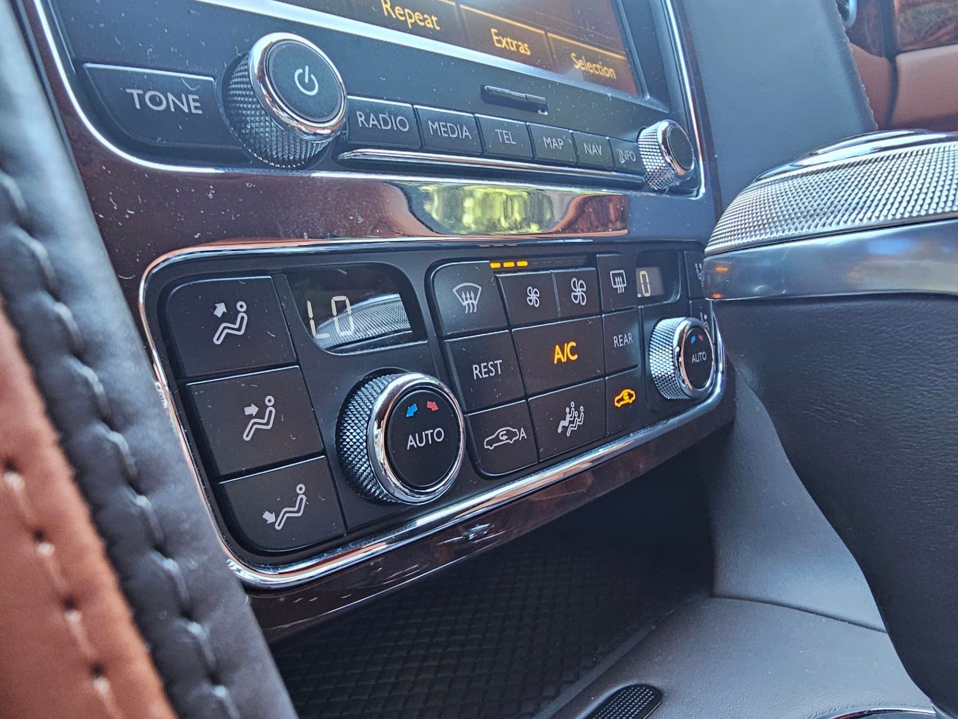2016 Bentley Flying Spur 6.0 (S/N: 057561) 36