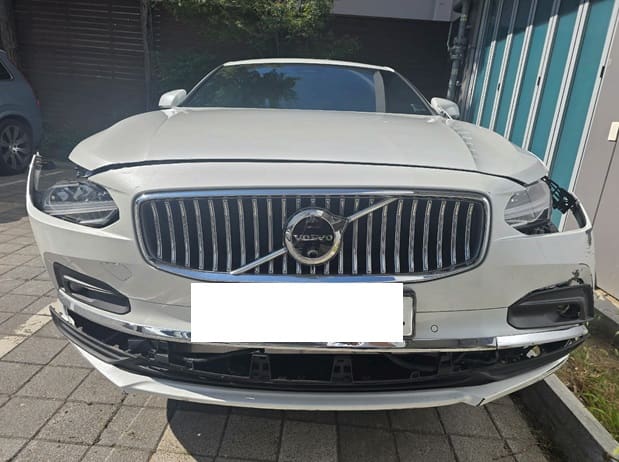 2023 Volvo S90 (S/N: 347988) [RB Auction]