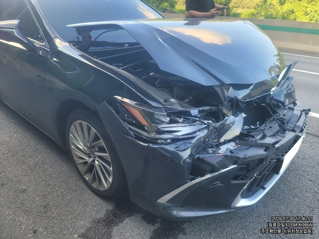 2024 Lexus ES300h 7th Gen Executive (022409) pre-producted 5