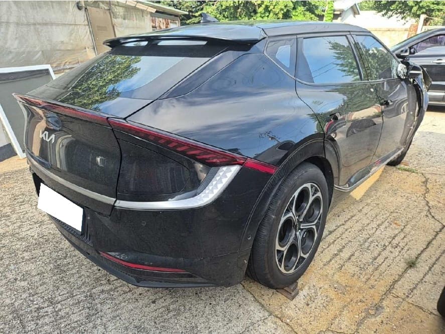 2022 Kia EV6 Long Range Earth (S/N: 005482) [RB Auction]