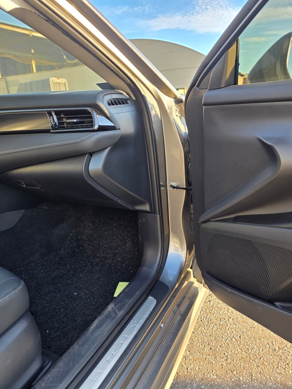 2024 Toyota Camry (XV70) 2.5 Hybrid XLE (049318) pre-producted 13