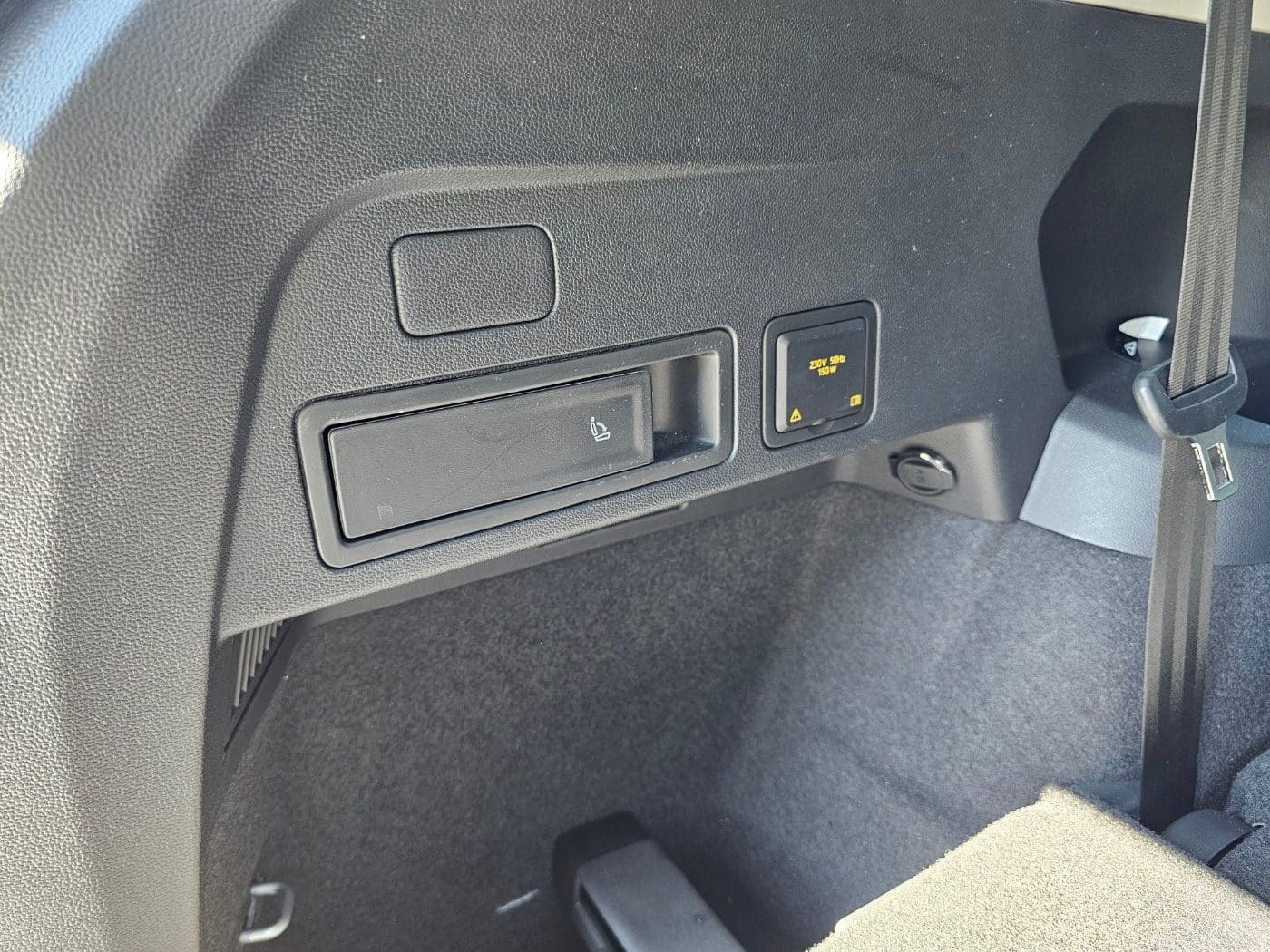2023 Volkswagen Tiguan Allspace 2.0 TSI Prestige (S/N: 027403) 16