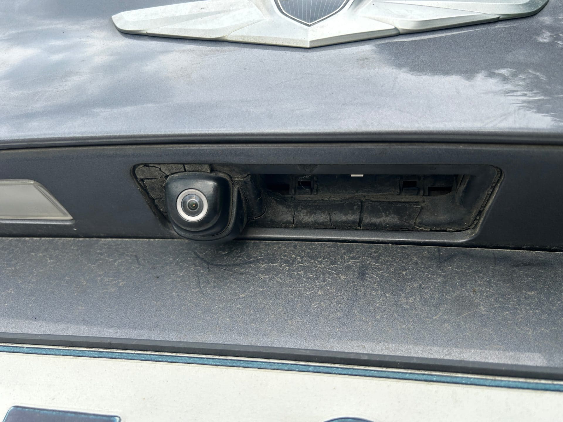 2016 Genesis DH G330 (S/N: 089639) 20