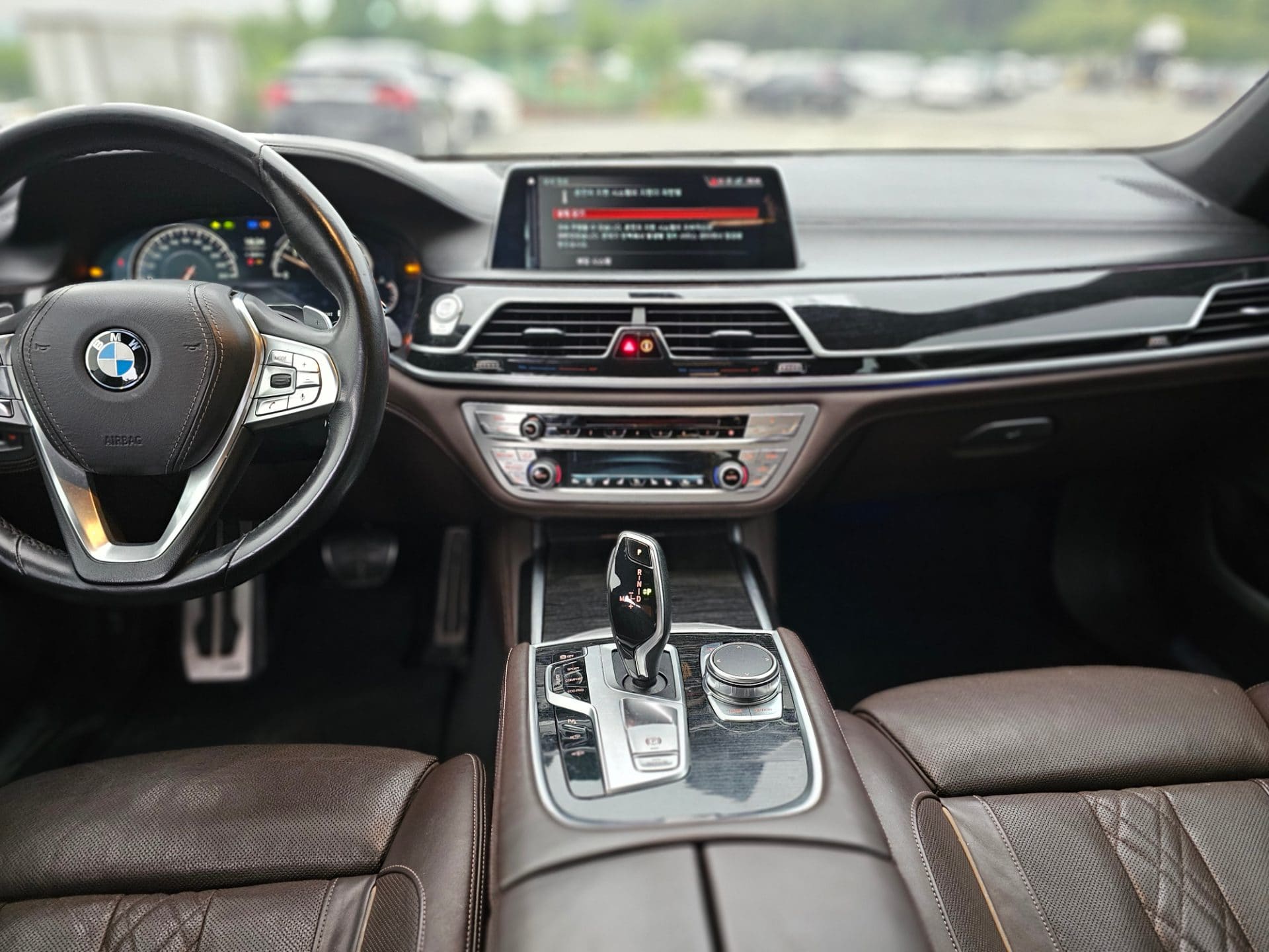 2018 BMW 7 Series (G11) 740d xDrive M Sport (S/N: 074042) 39