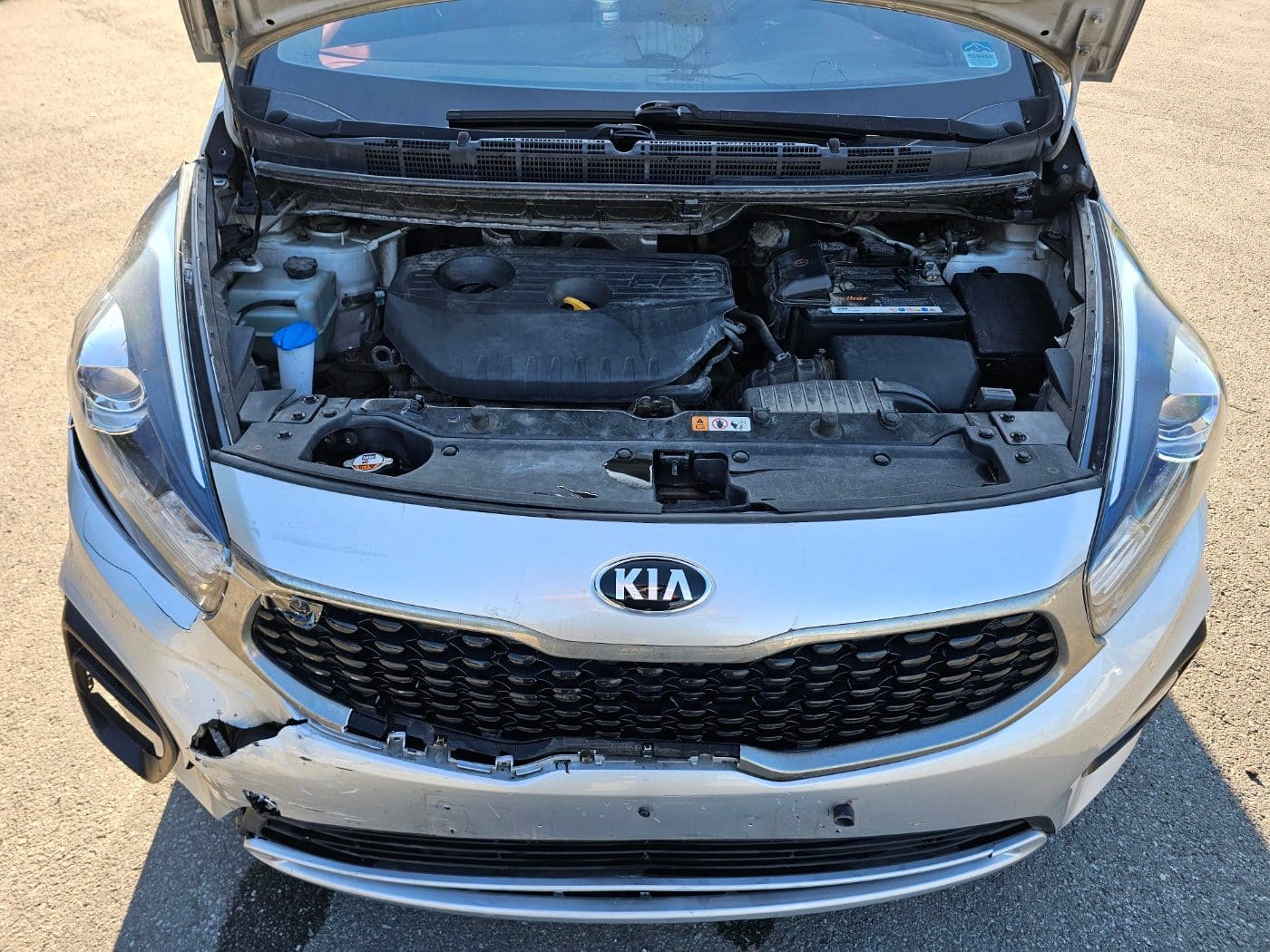 2017 Kia The New Carens 2.0 LPI (S/N: 166208) 24