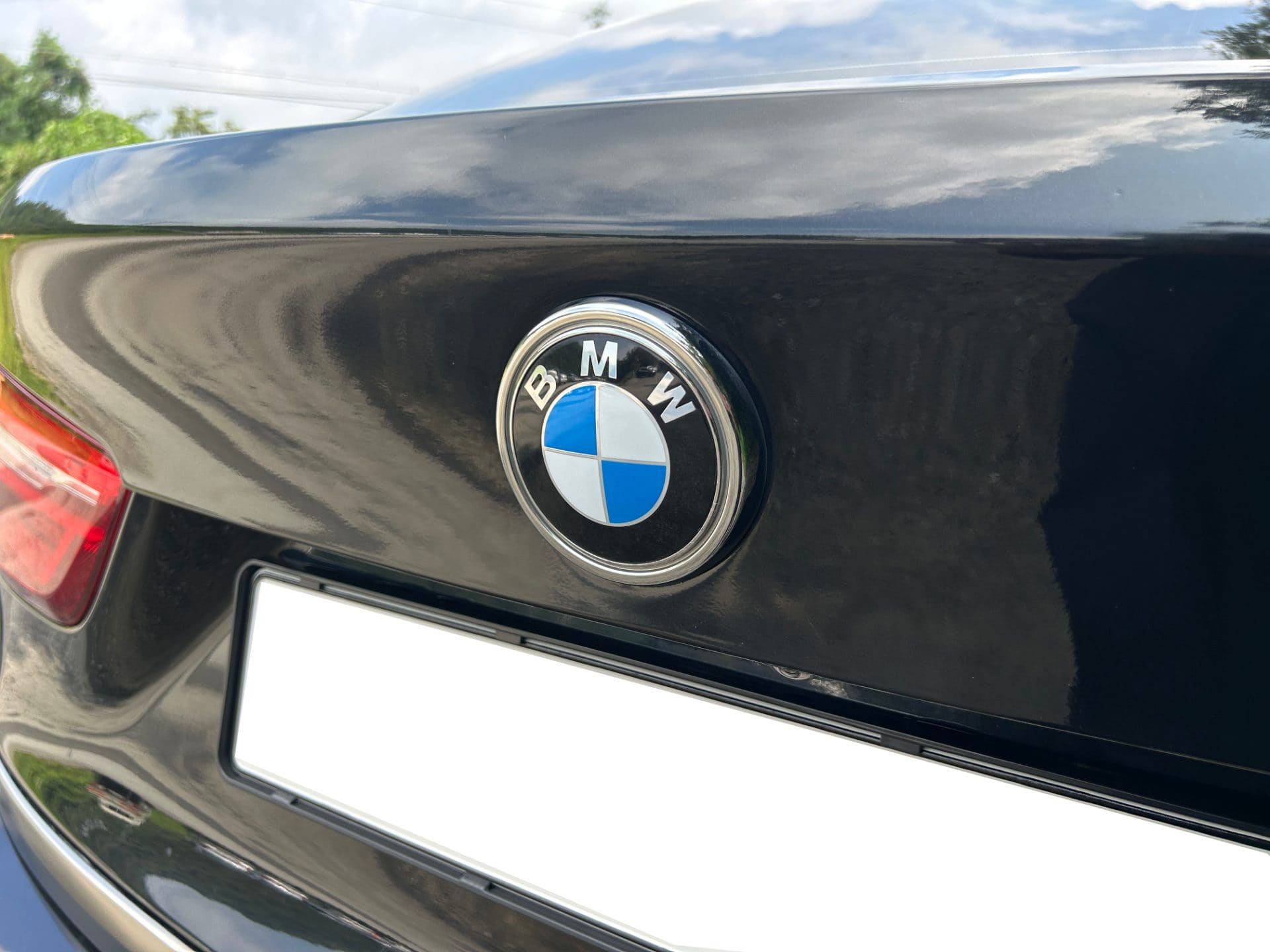 2017 BMW X6 (F16) xDrive 40d (S/N: U06624) 12