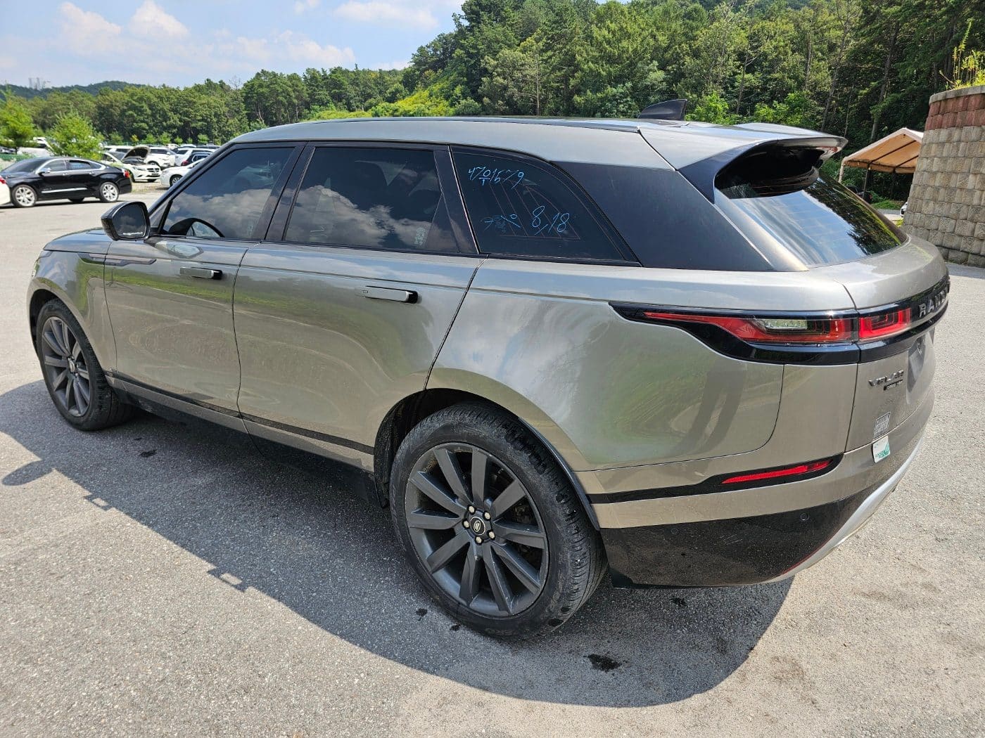 2018 Land Rover Range Rover Velar 3.0 D300 R-Dynamic (S/N: 770060) 6