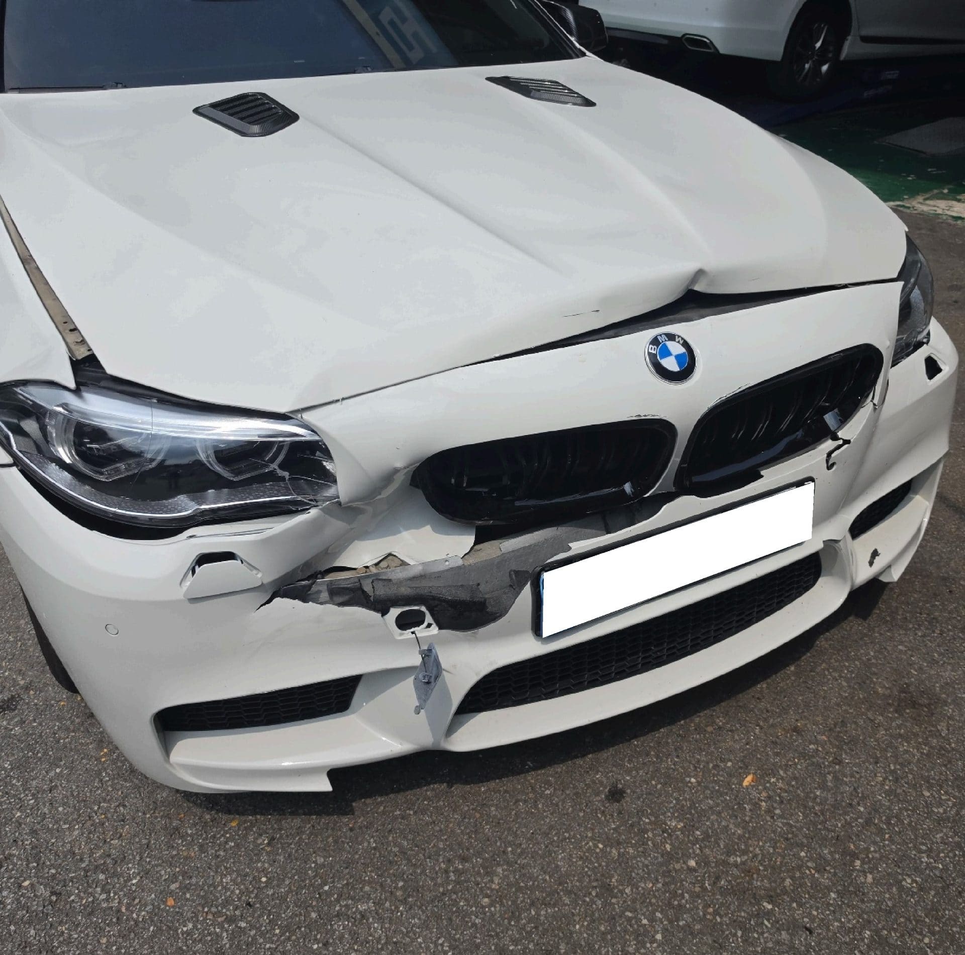 2013 BMW 5 Series (F10) 520d (Y04815) pre-producted 3
