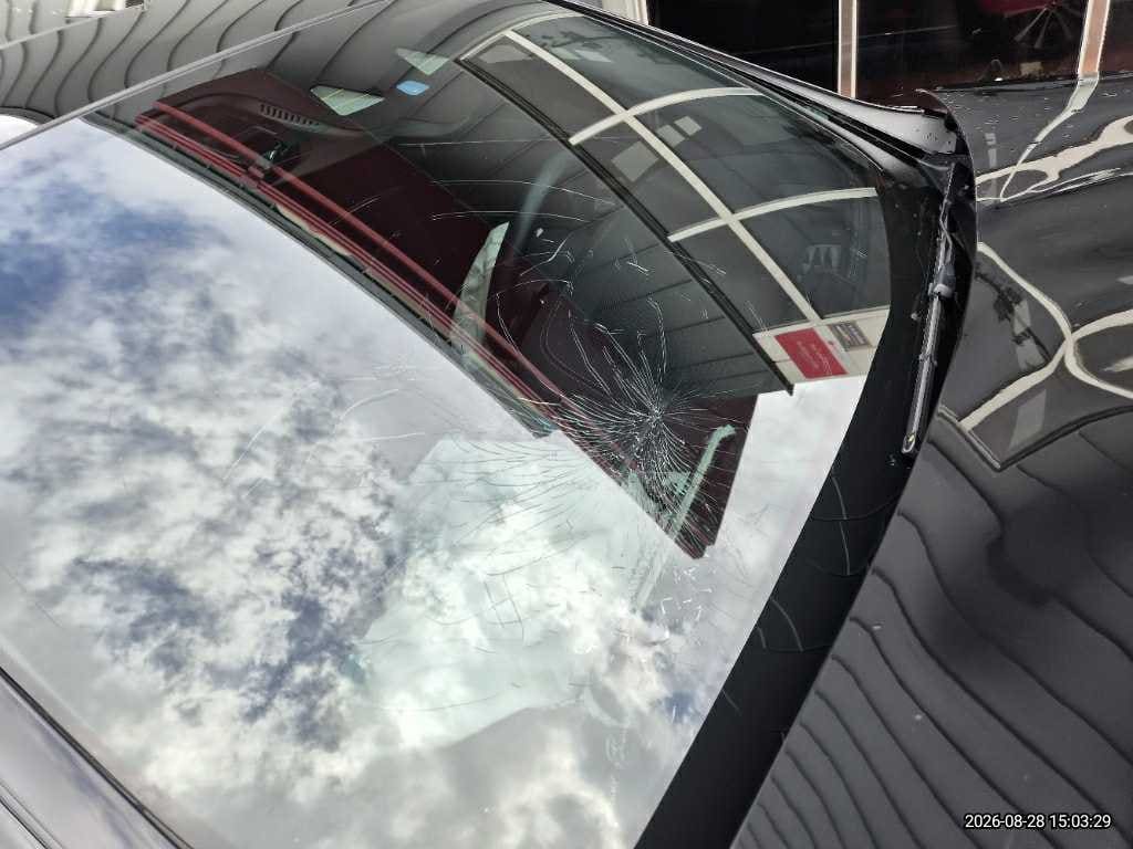 2019 Benz E-Class (W213) E300e (674404) pre-producted 4
