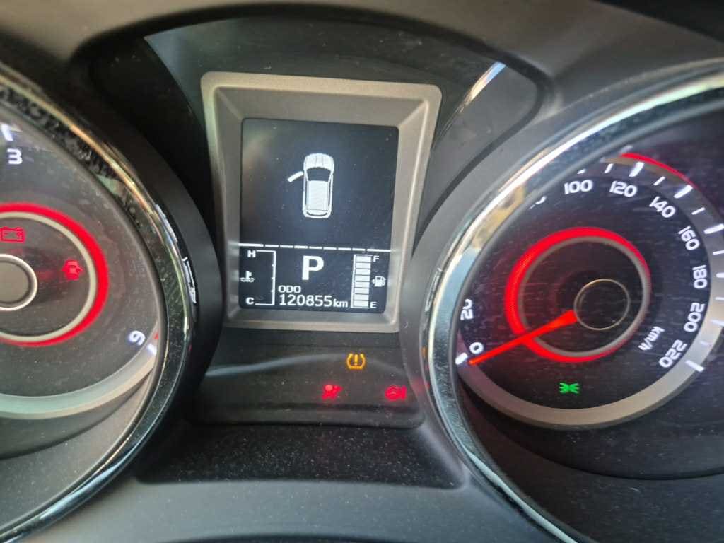 2016 SsangYong Tivoli Diesel 2WD 1.6 (078434) pre-producted 3