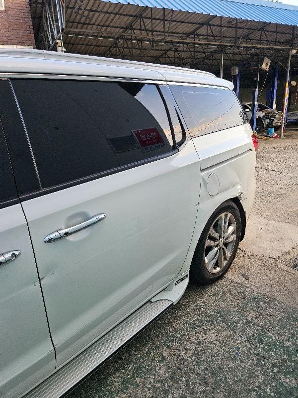 2016 Kia All New Carnival Diesel Limousine (157846) pre-producted 6