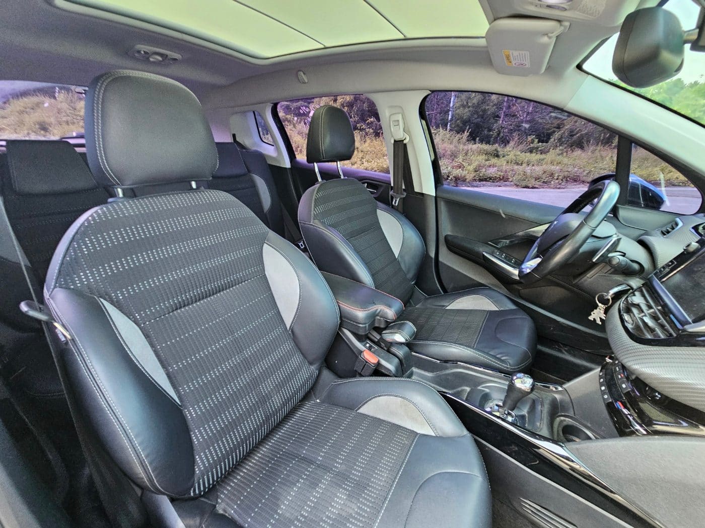 2015 Peugeot 2008 1.6 E-HDI (S/N: 045004) 46